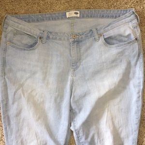 Old Navy Jeans - Straight Fit light wash Old Navy Jeans Old Navy Jeans - Straight Fit light wash Old Navy Jeans